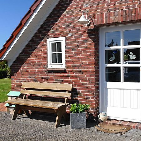 Ferienwohnungen Im Landhaus Seestern Werdum Luaran gambar