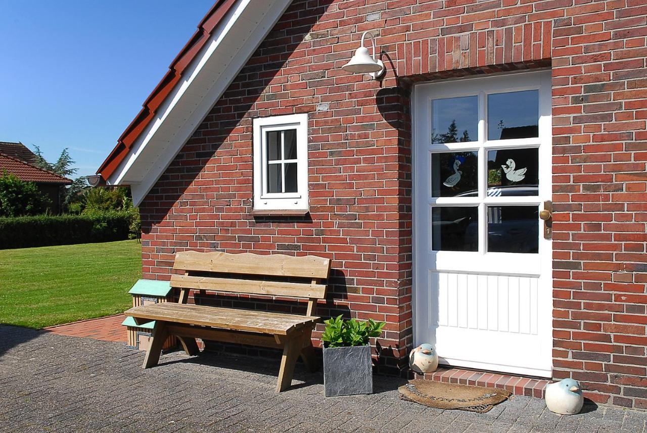 Ferienwohnungen Im Landhaus Seestern Werdum Luaran gambar